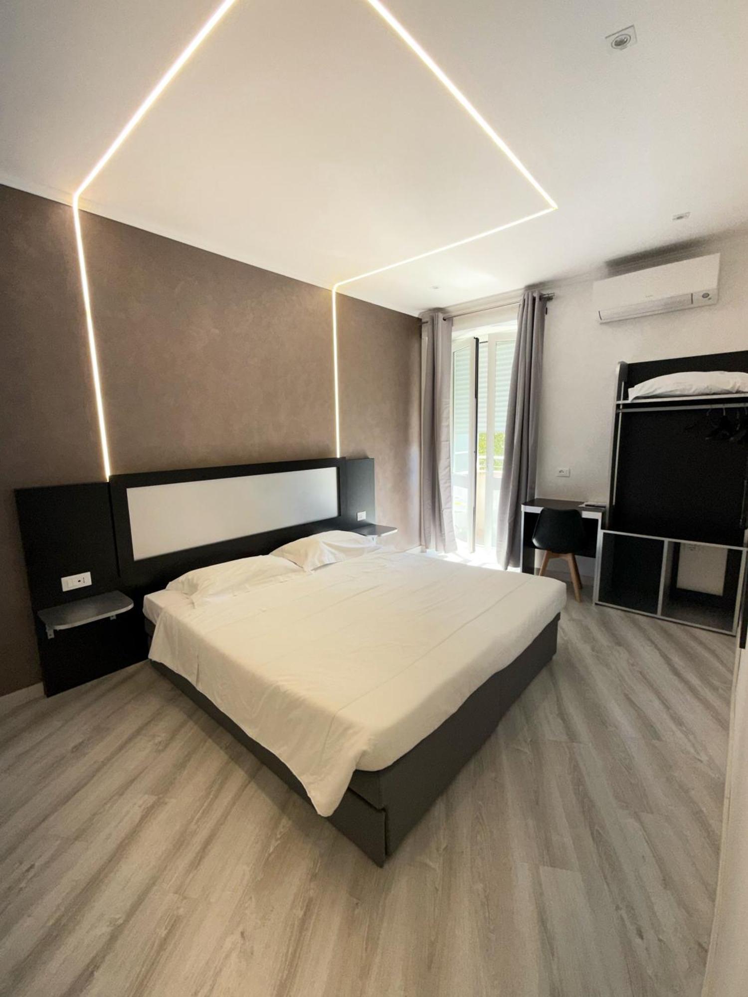 Hotel Laura โรม ภายนอก รูปภาพ