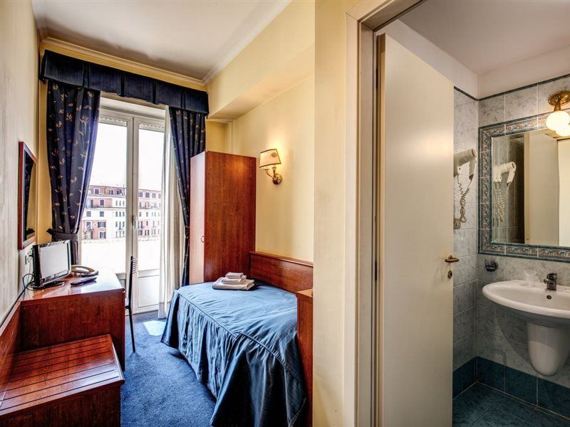 Hotel Laura โรม ภายนอก รูปภาพ