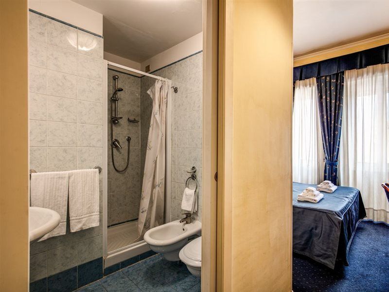 Hotel Laura โรม ภายนอก รูปภาพ