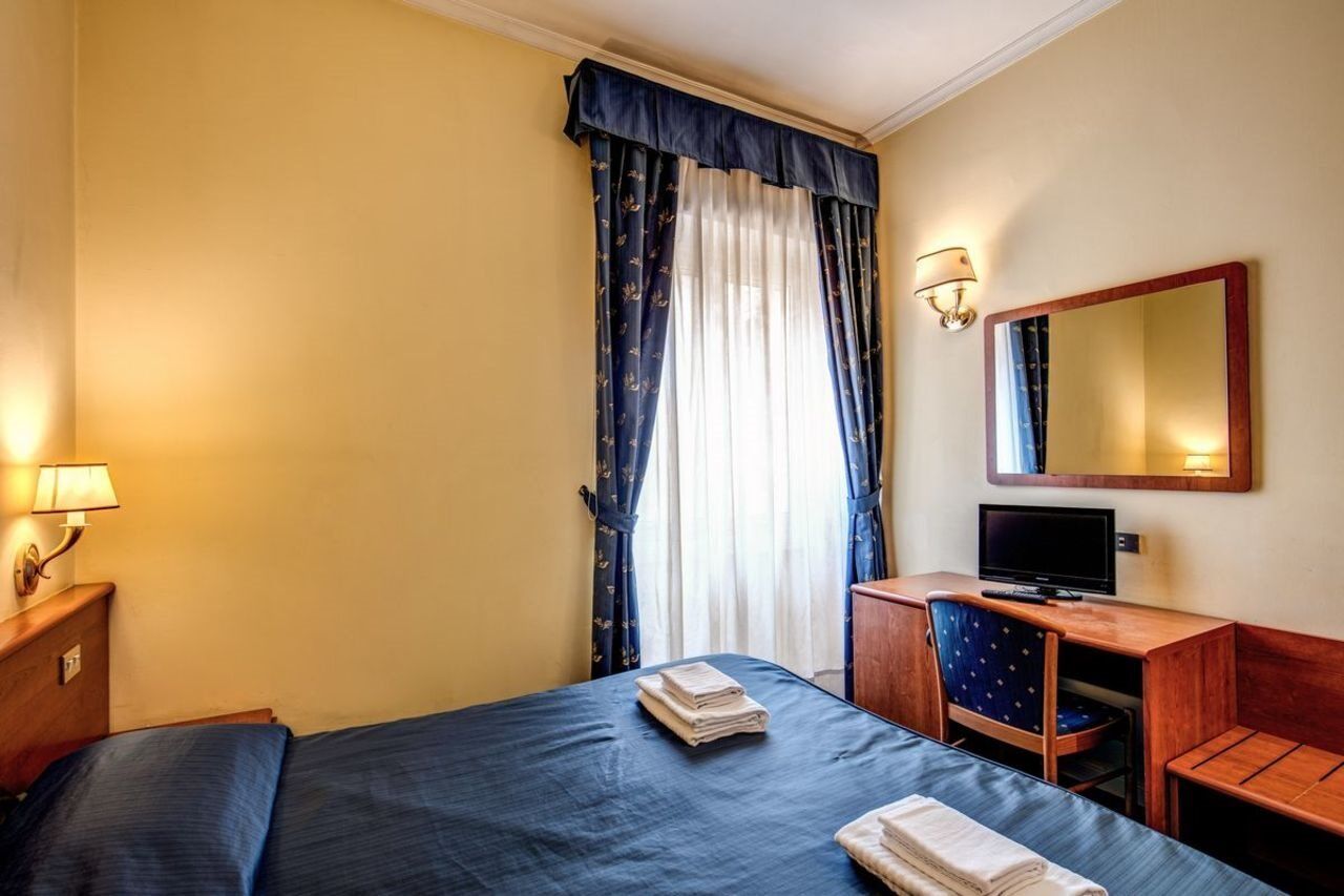 Hotel Laura โรม ภายนอก รูปภาพ